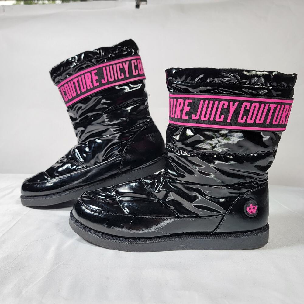 Juicy Couture Kissie Winter Boots Women's US 9 Black Patent Pink Logo Snow Boots